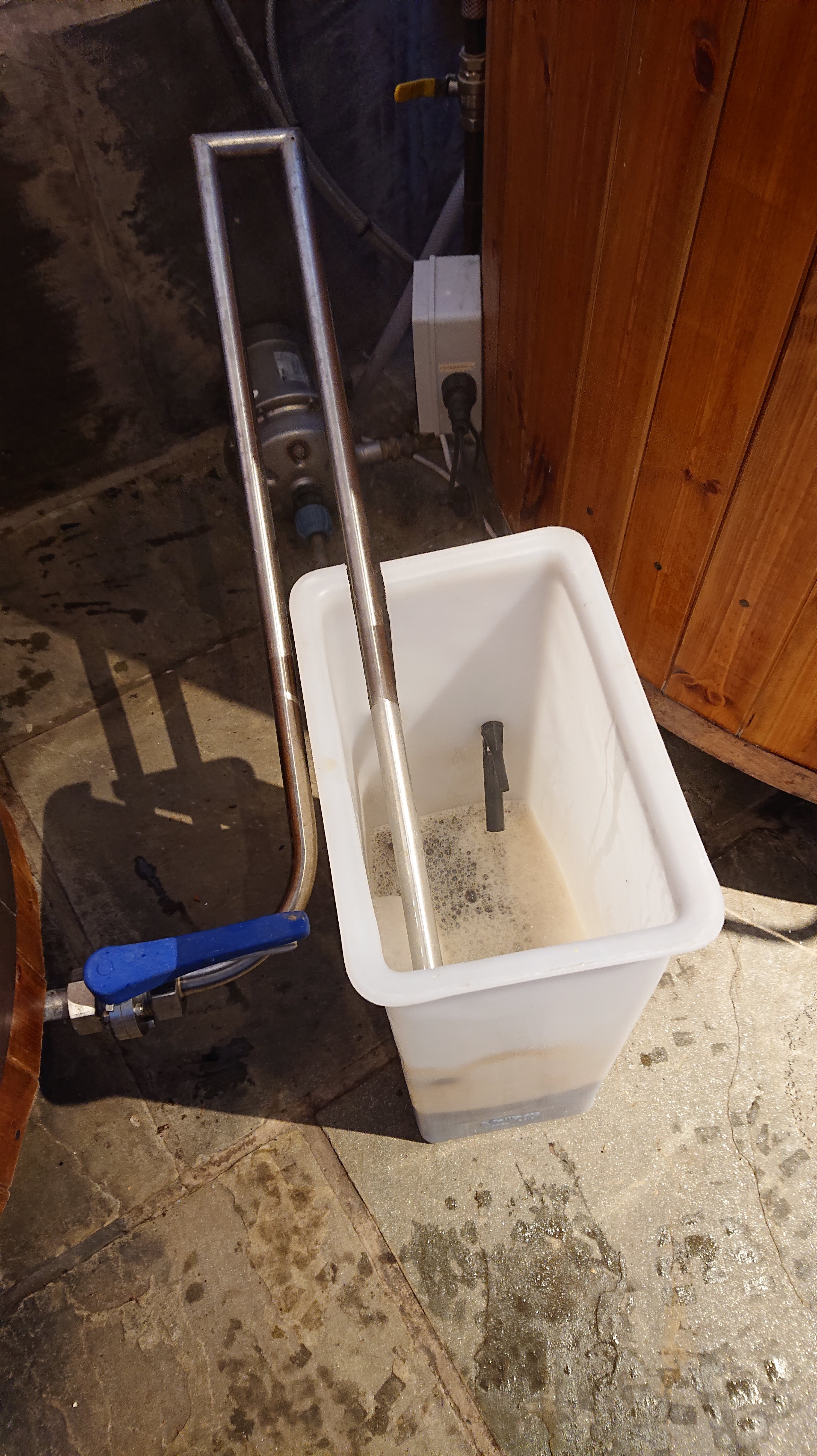 Valentine Arm - Coach &amp; Horses